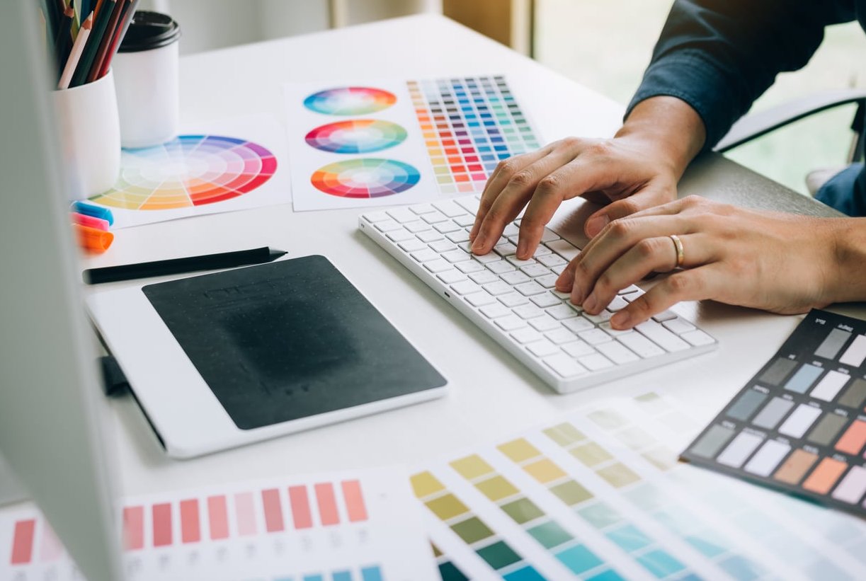 How to Create a Mood Board for Brand Identity Projects