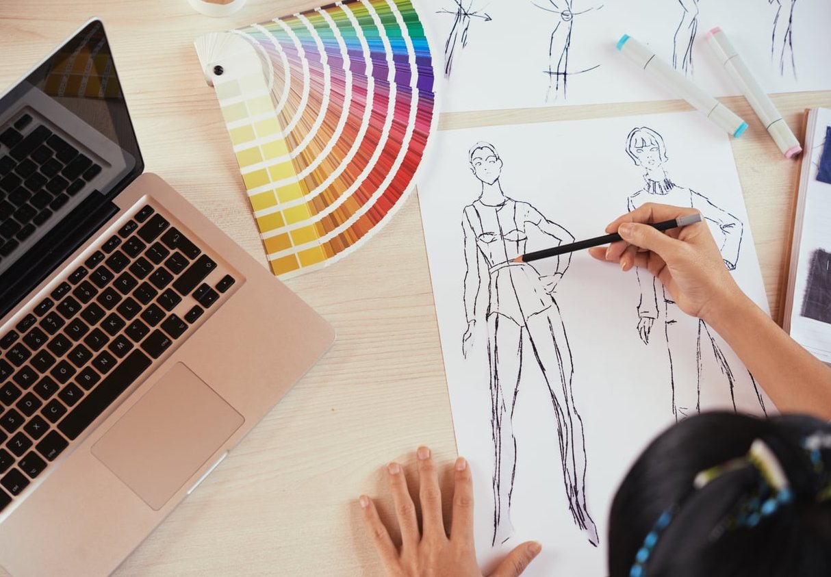 How to Price Freelance Graphic Design Projects: 5 Pricing Models Explained