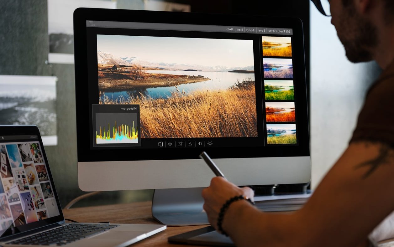 How to Organize Your Lightroom Catalog for Large Photo Libraries: Folders, Collections, and Keywords